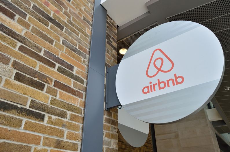 Airbnb and HOAs: What Can a Board Do About Short-Term Rentals?